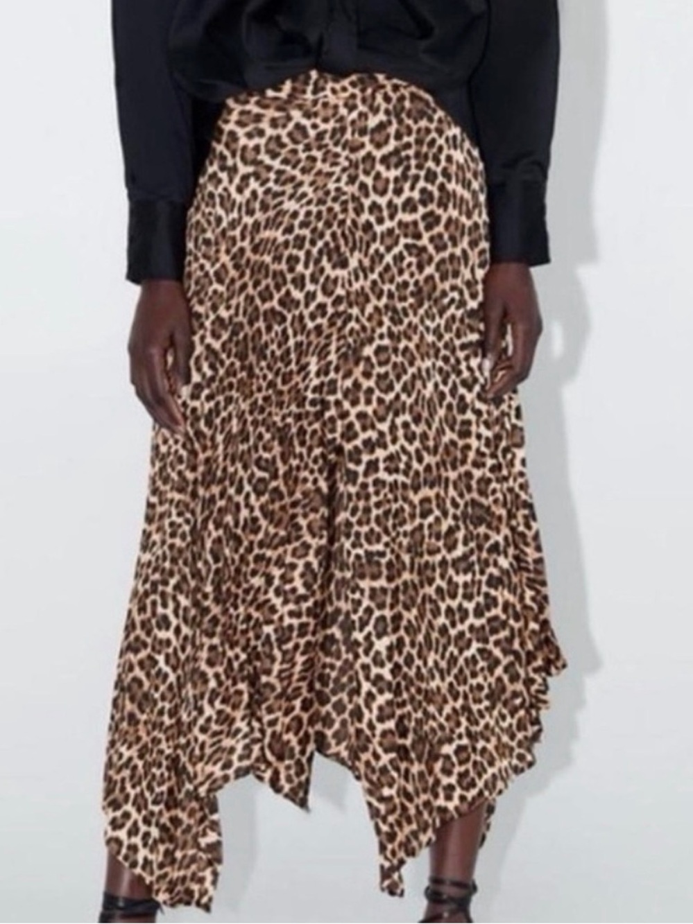 Zara Leopard Asymmetrical Handkerchief Hem Skirt XS Animal Print - Picture 6 of 7